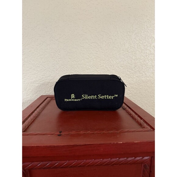 Provo Craft Silent Setter - Eyelet Setter Crafting Case And Tools - Picture 1 of 9